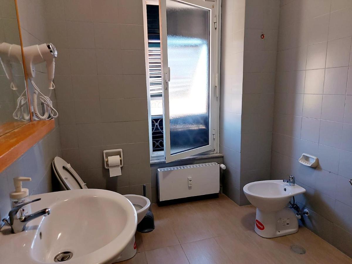 Bed and Breakfast La dulce stanza Genova Esterno foto